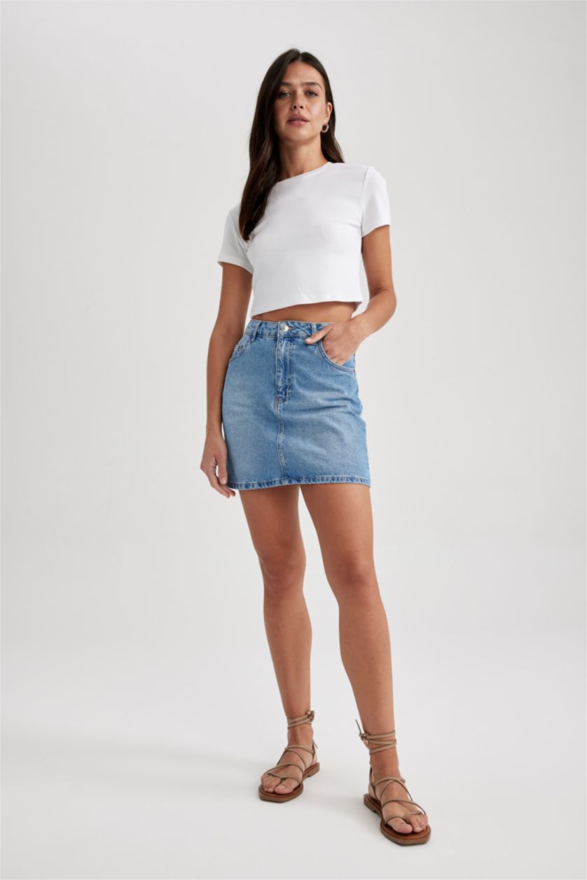 نساء أزرق تنورة جينز قصيرة قصة عادية