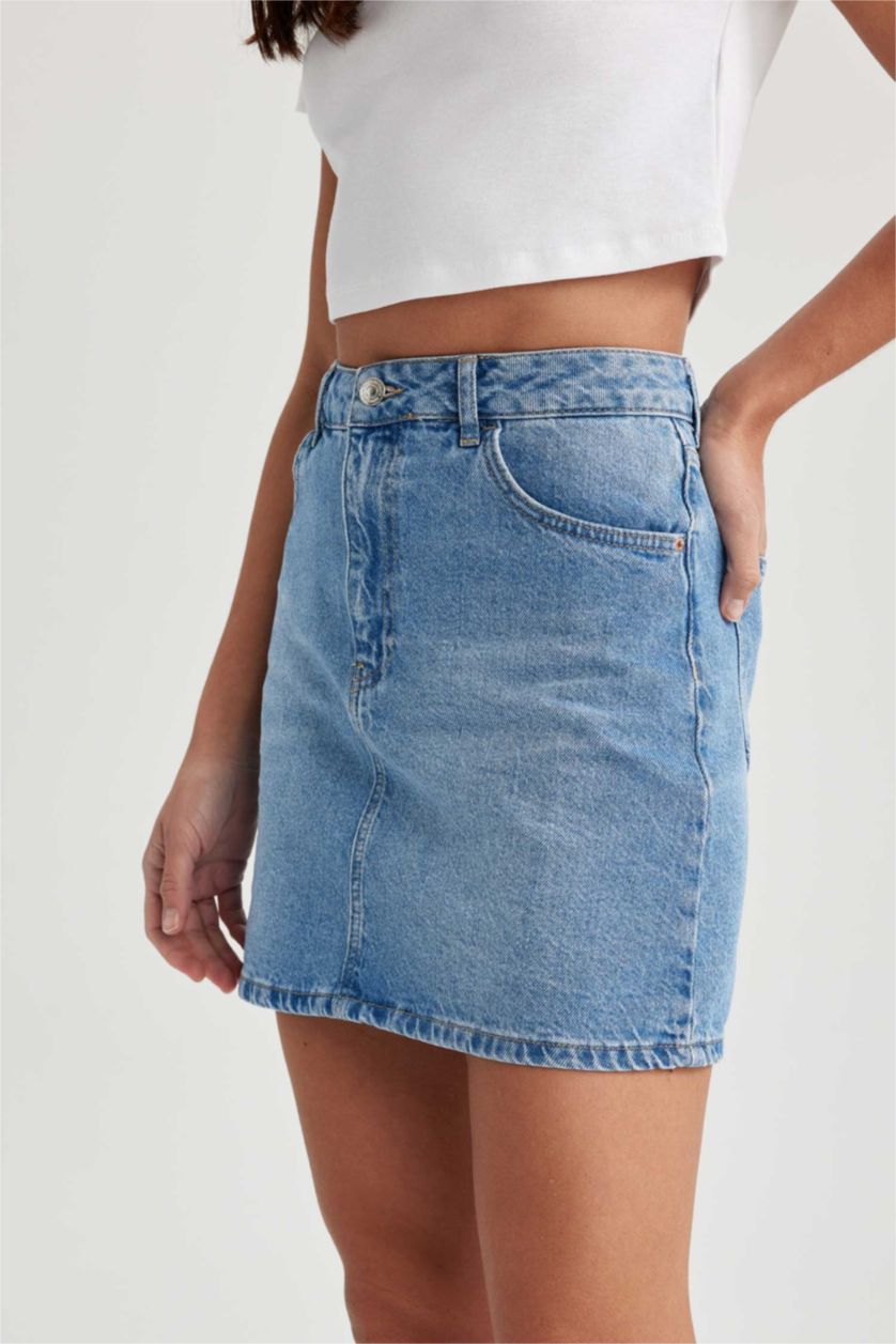 نساء أزرق تنورة جينز قصيرة قصة عادية