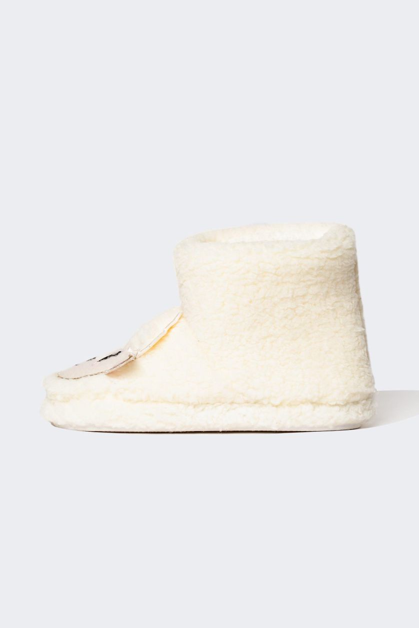 GIRLS & TEENS White Girl Flat Sole Home Boots