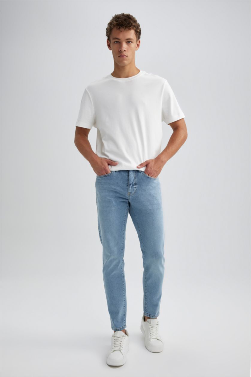 Man Light Blue Slim Tapered Fit Narrow Fit Normal Waist Tapered Leg Jeans
