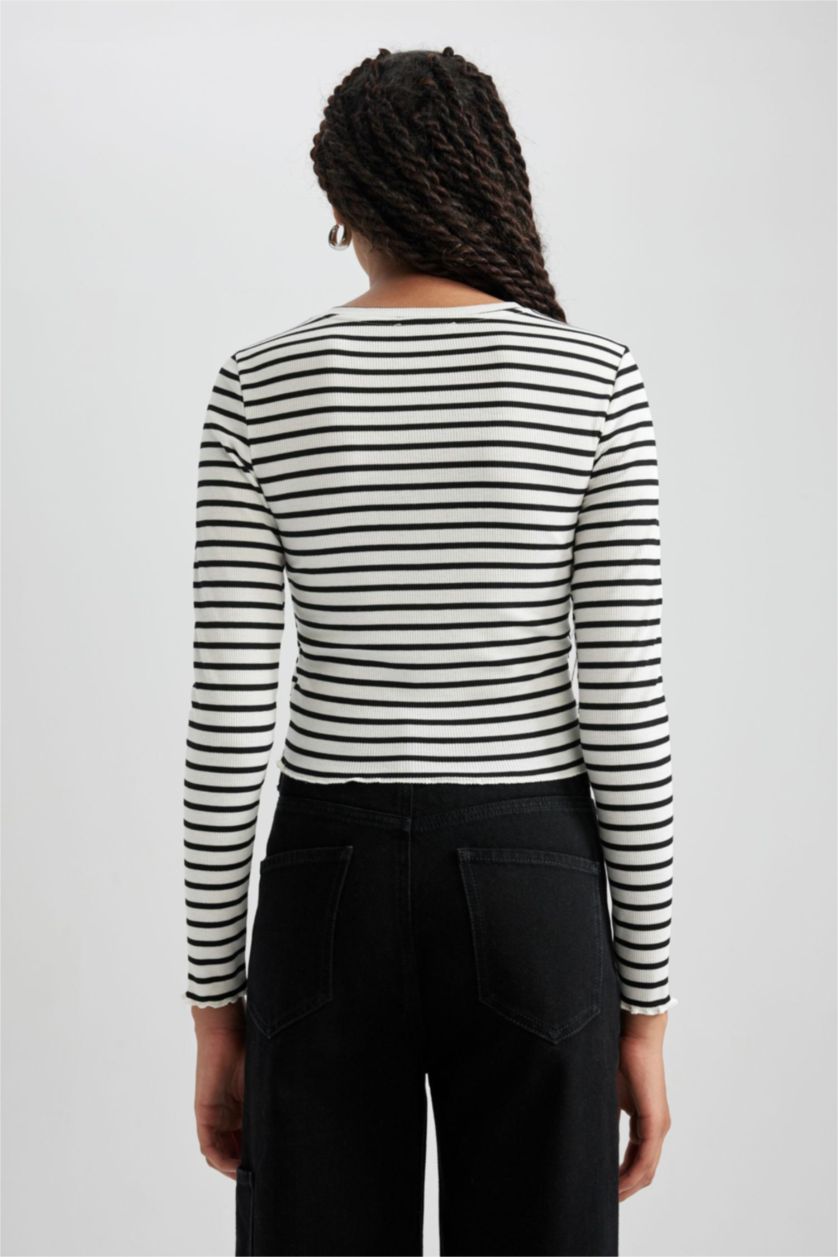Kadın Kırık Beyaz Fıtted Bisiklet Yaka Çizgili Fitilli Kaşkorse Uzun Kollu Tişört