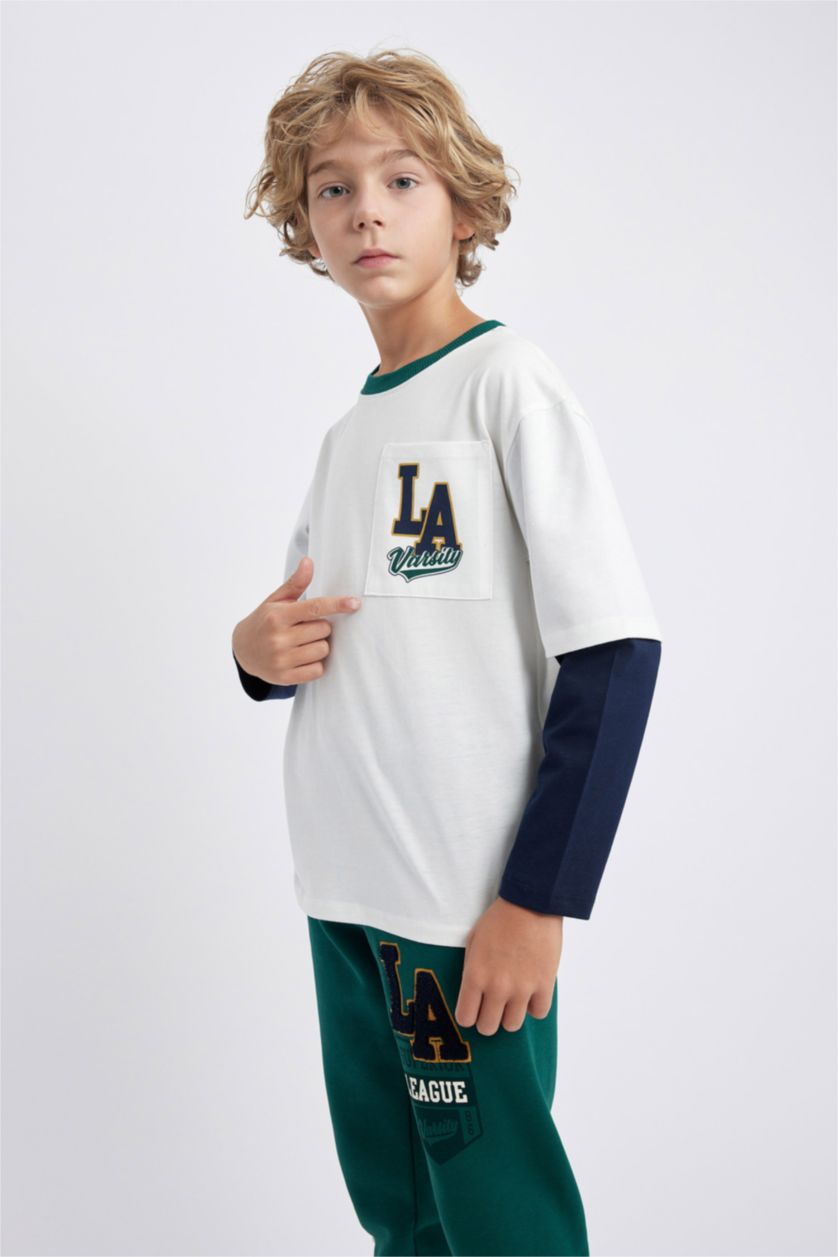 أولادي اوف وايت تيشيرت اوفر سايز كم طويل برقبة مستديرة