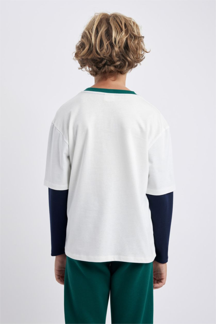 أولادي اوف وايت تيشيرت اوفر سايز كم طويل برقبة مستديرة