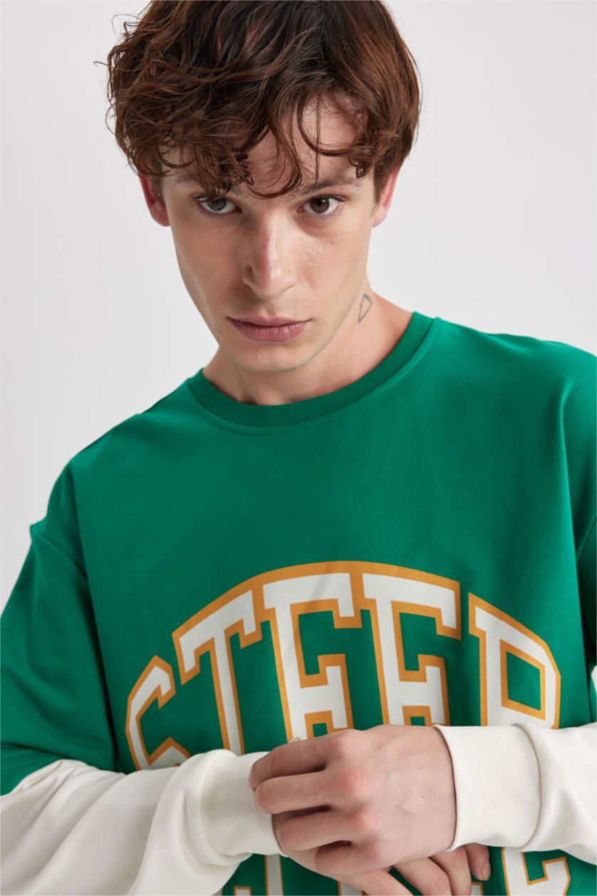 MAN Green Oversize Fit Crew Neck Printed Sweatshirt