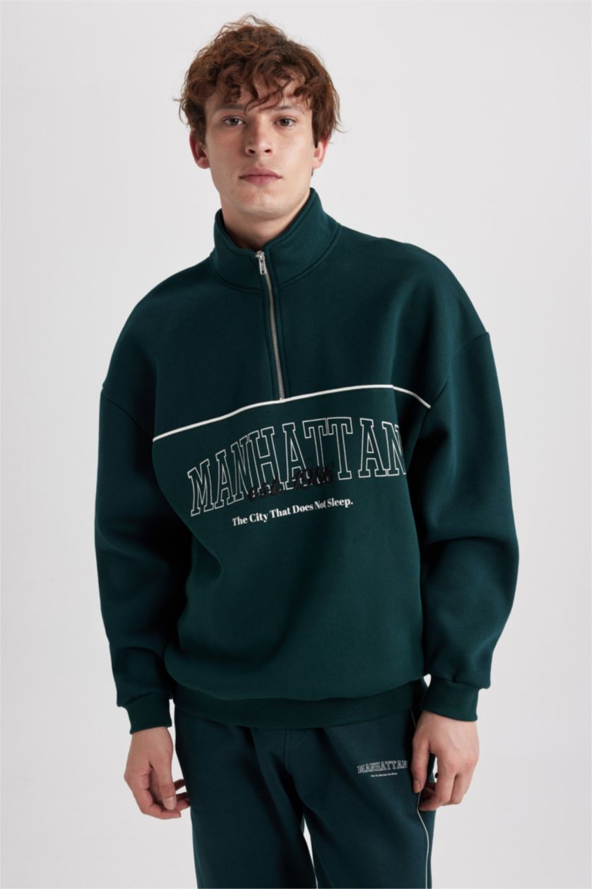 MAN Green Oversize Fit Long Sleeve Sweatshirt