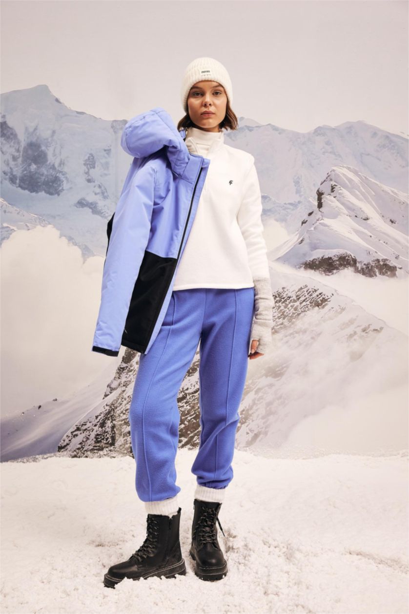 حريمي أزرق فاقع بنطلون سويت بانتس بأستك من تحت بطبعة شعار قصة عادية بجيوب أزرق فاقع من DeFactoFit