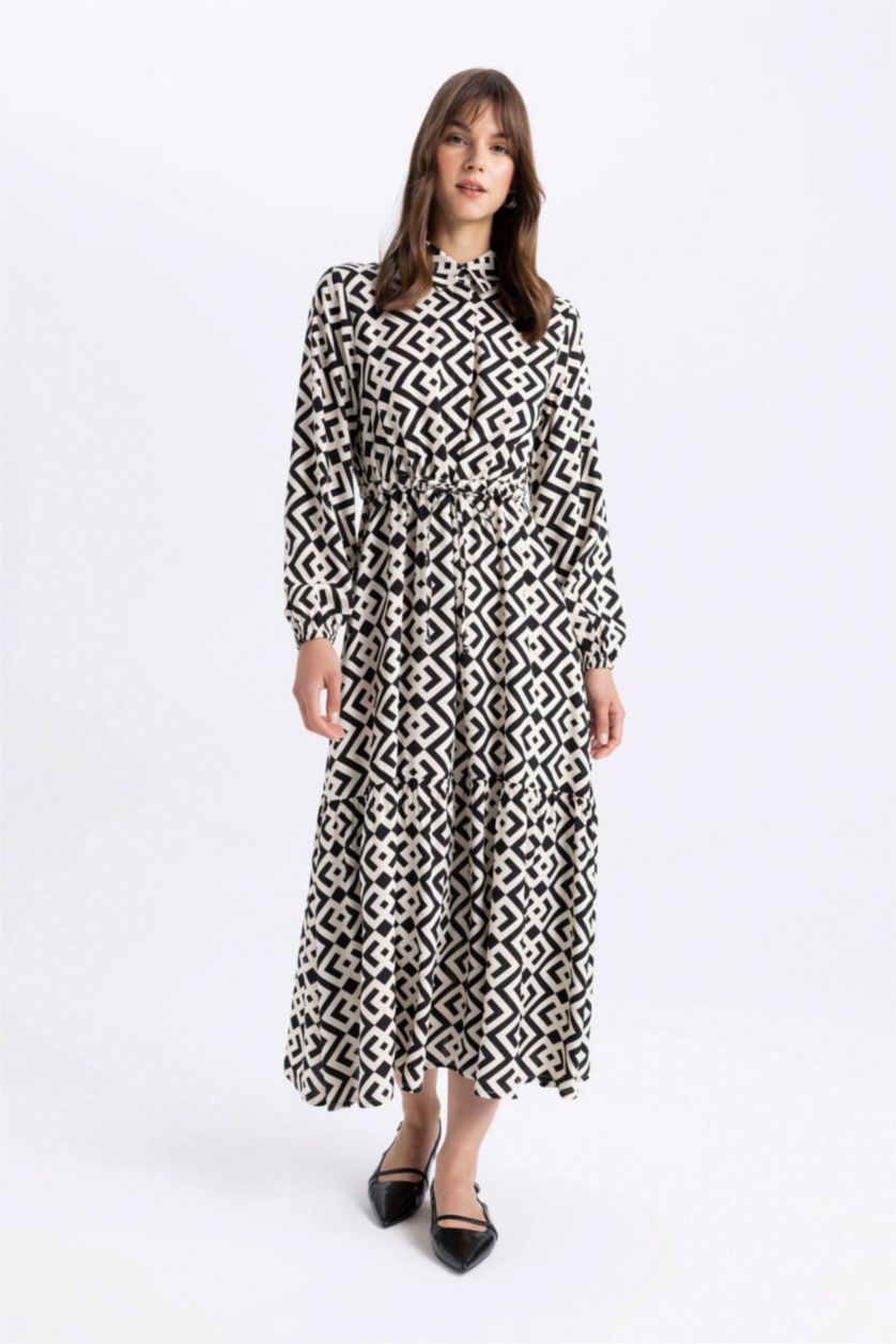 FEMME Noir Robe longue en viscose imprimée à manches longues et col chemise