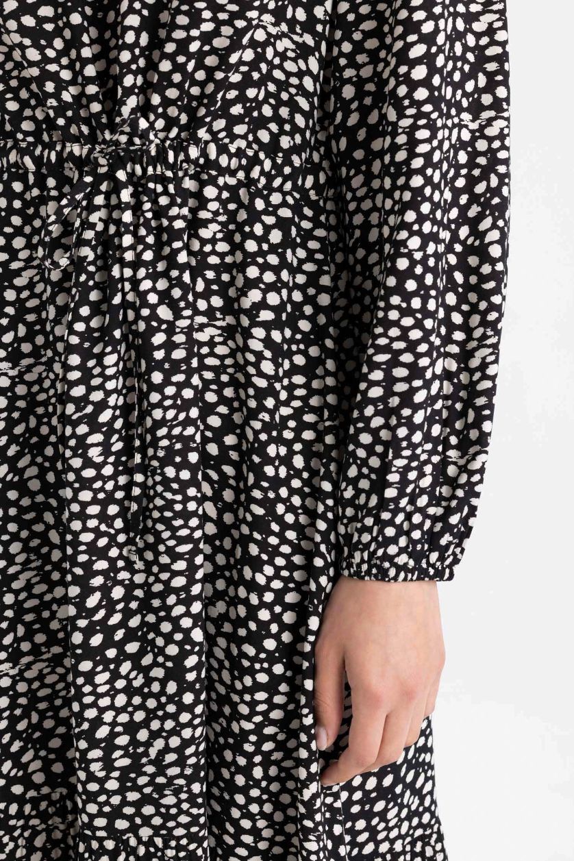 FEMME Noir Robe longue en viscose imprimée à manches longues et col rond