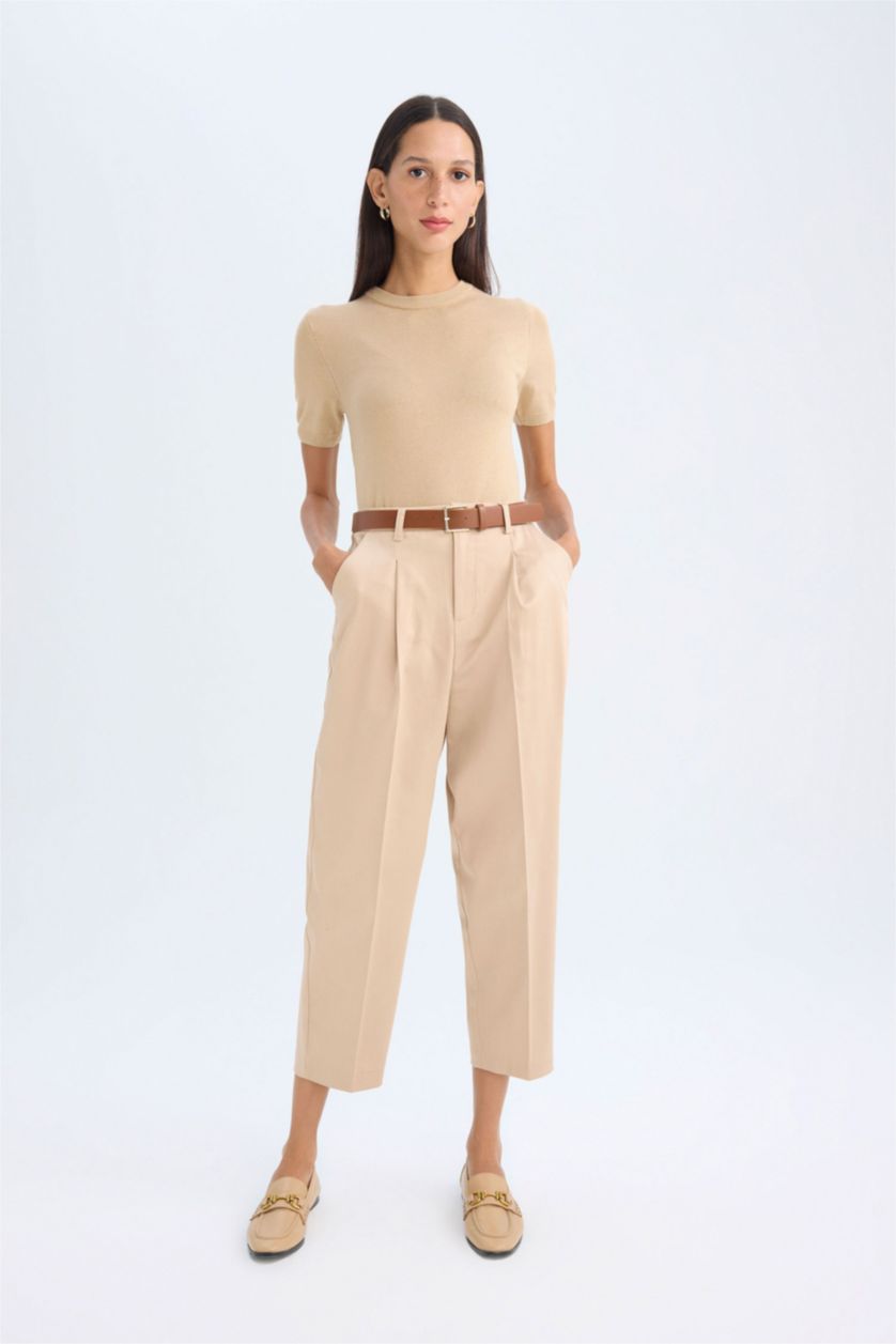 Kadın Bej Fitted Yumuşak Dokulu Bisiklet Yaka Kısa Kollu Triko Kazak