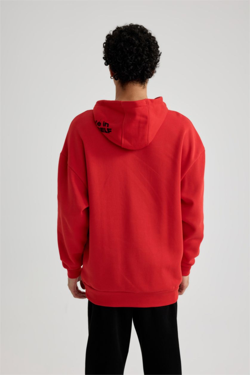 رجال أحمر سويت شيرت مطبوع اوفر سايز بغطاء للرأس وجيب