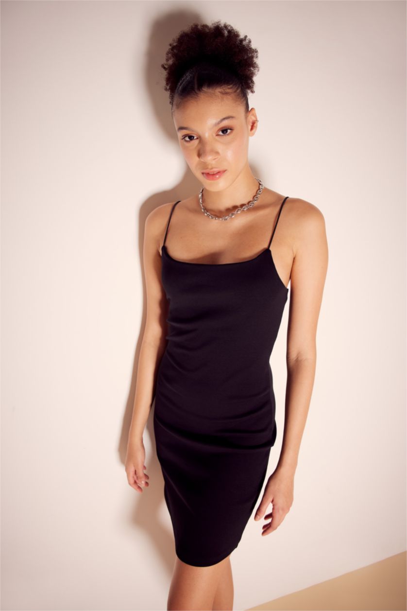 نساء أسود فستان قصير ريبانا بديكون بحمالات