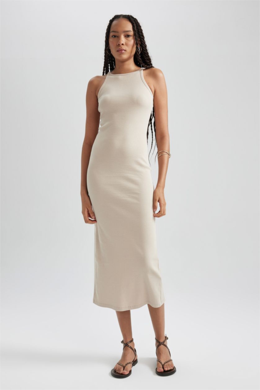 FEMME Beige Clair Robe En Maille À Manches Courtes