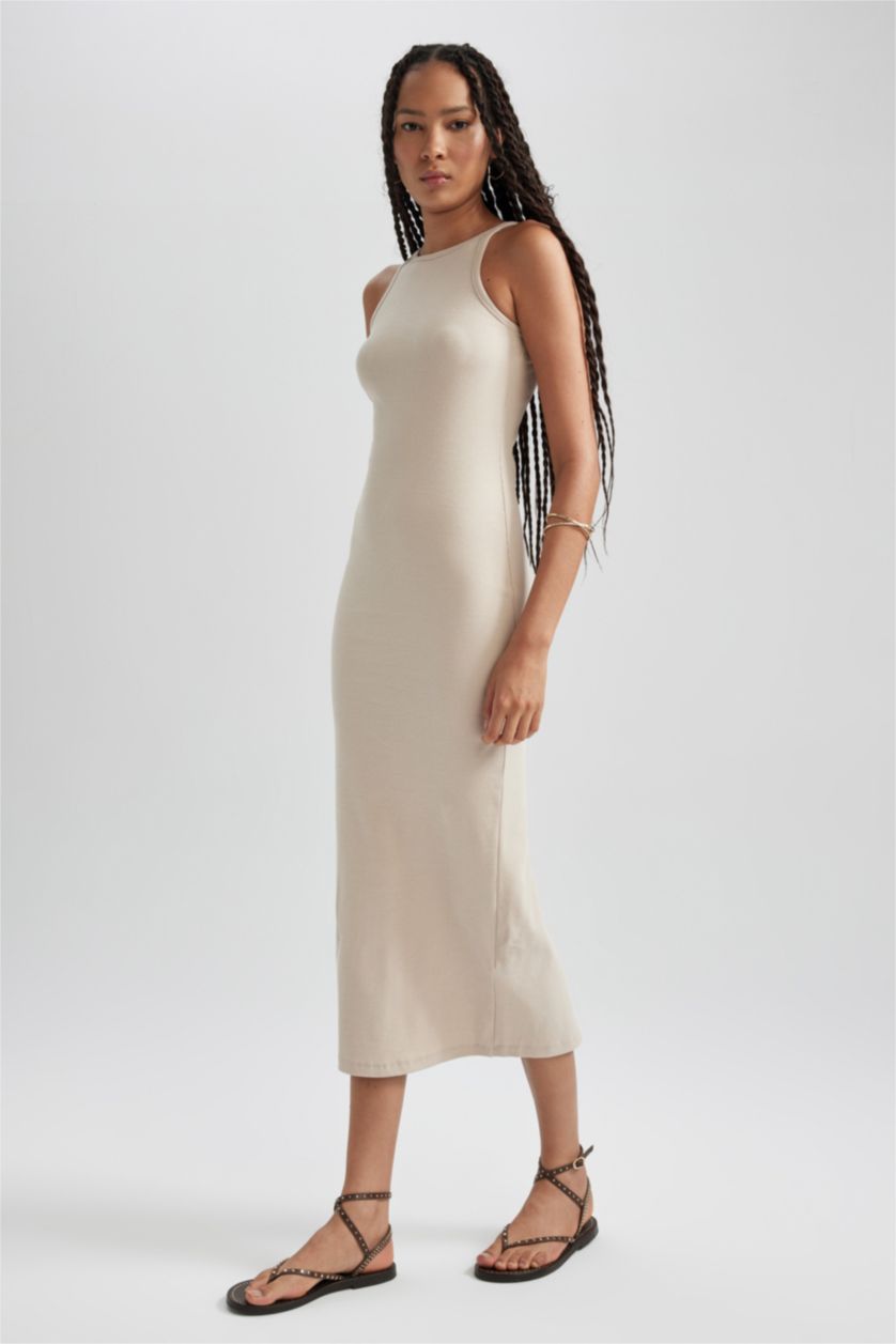 FEMME Beige Clair Robe En Maille À Manches Courtes