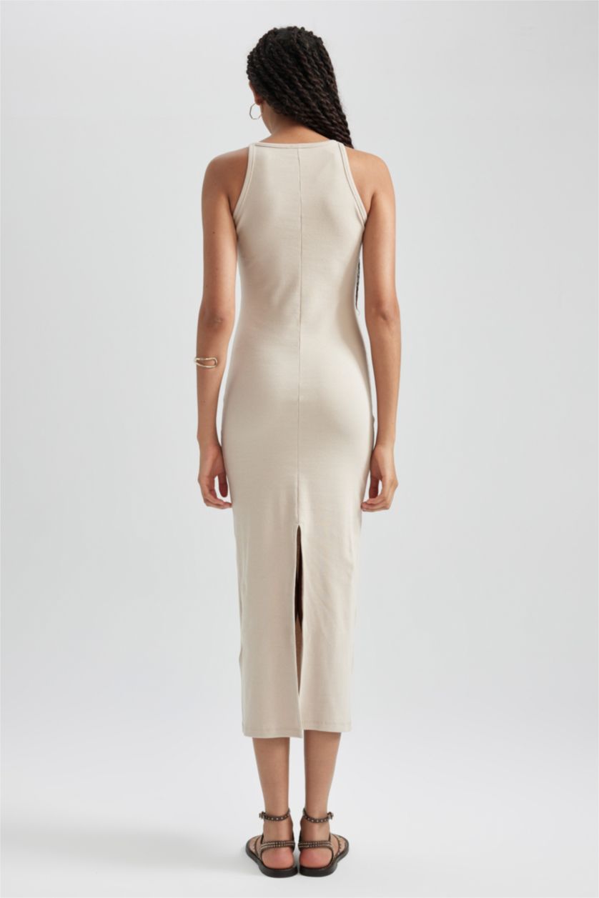 FEMME Beige Clair Robe En Maille À Manches Courtes