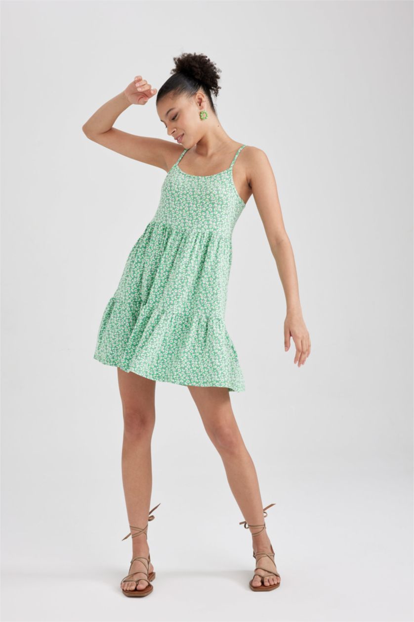 FEMME Vert Clair Robe En Maille À Manches Courtes Très court