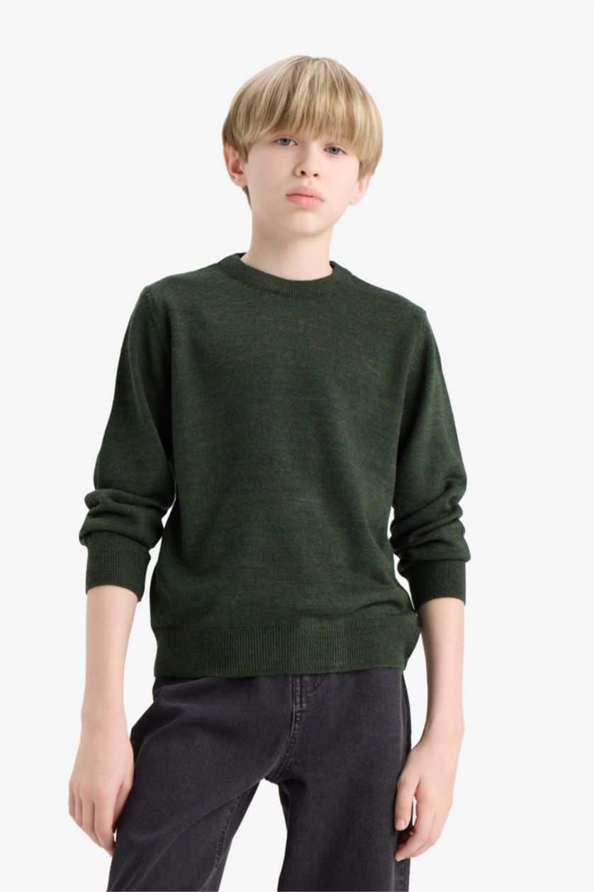 أولاد كاكي داكن بلوز تريكو ولادي قصة عادية بياخة مستديرة