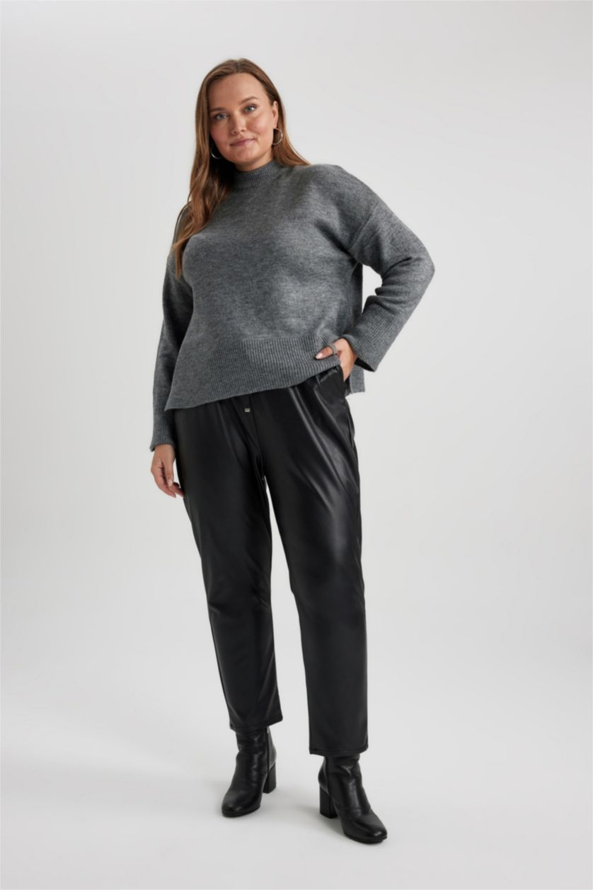 Kadın Gri Relax Fit Bisiklet Yaka Triko Kazak