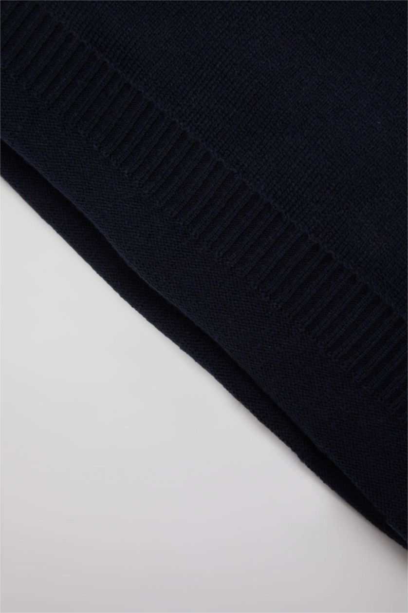 مولود ذكر أزرق غامق بلوفر ولادي قصة عادية برقبة مستديرة