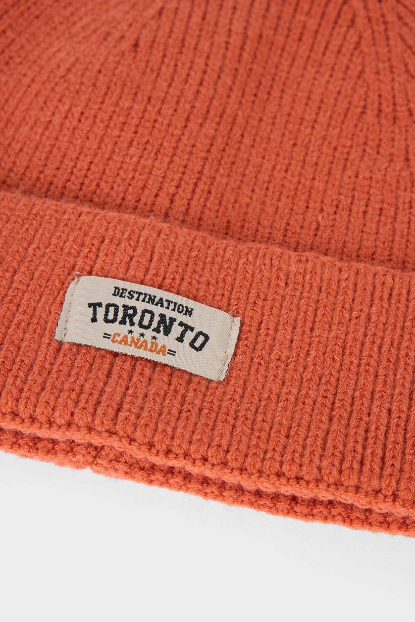 Erkek Turuncu Erkek Etiket Baskılı Triko Bere