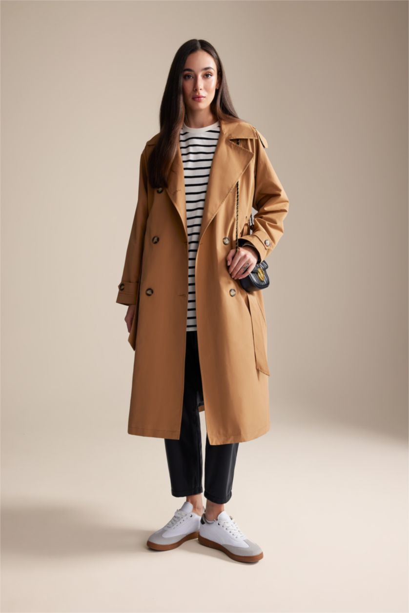 نساء بيج فاتح تونيك مخطط كم طويل وقصة عادية