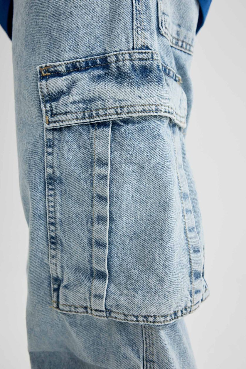 MAN Light Blue Relax Fit Comfortable Fit Normal Waist Normal Leg Jeans