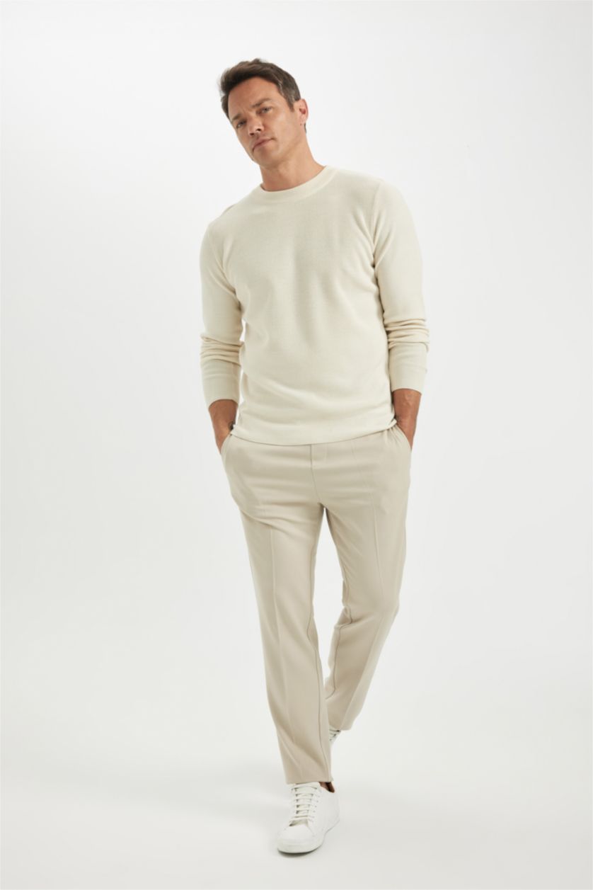 Erkek Ekru Standart Fit Normal Kesim Pamuklu Bisiklet Yaka Triko Kazak