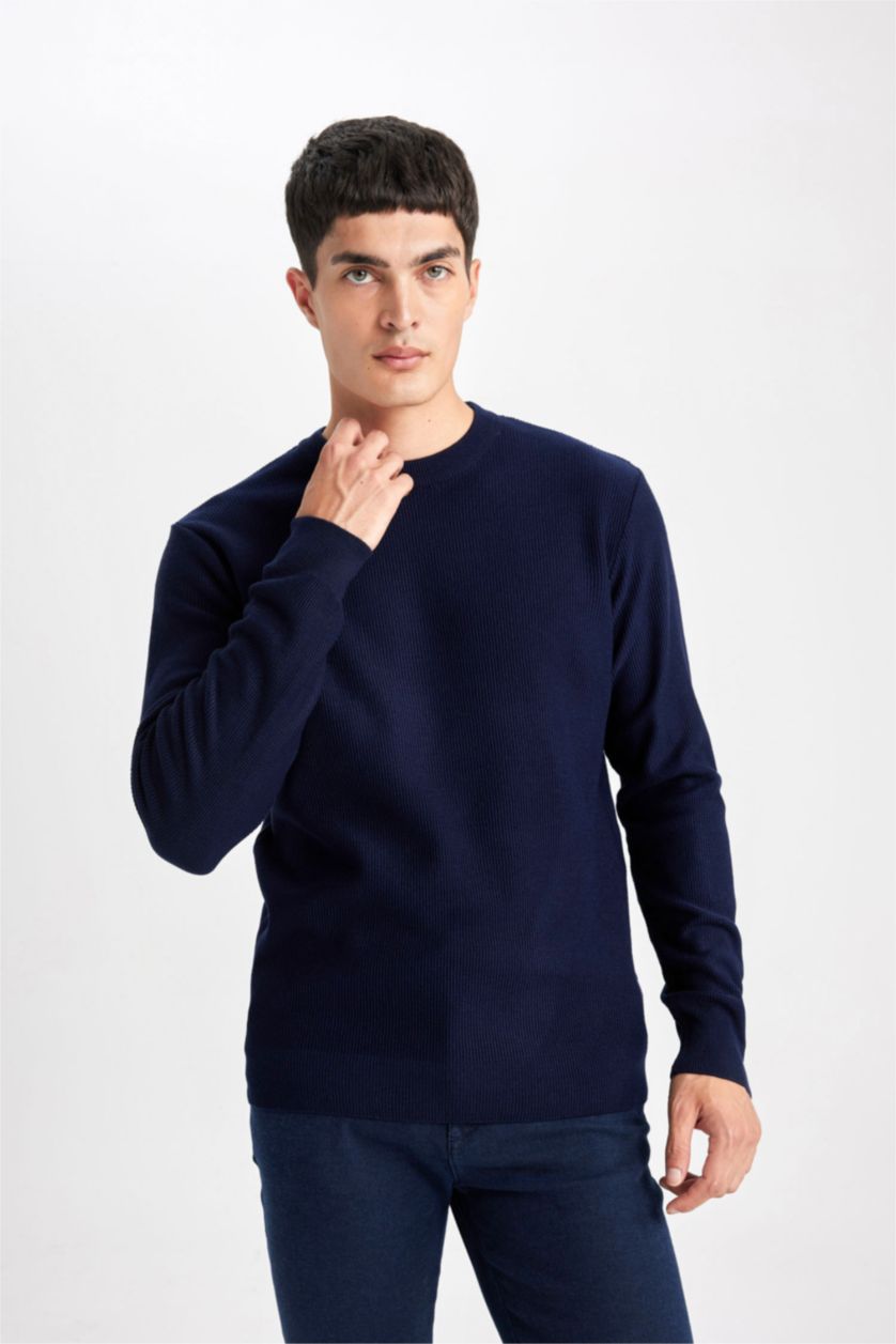 MAN NAVY Standard Fit Crew Neck Knitted Pullover