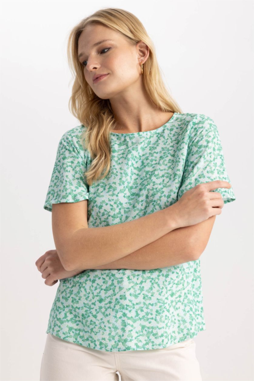 WOMAN Mint Round Neck Regular Fit Short Sleeve Blouse