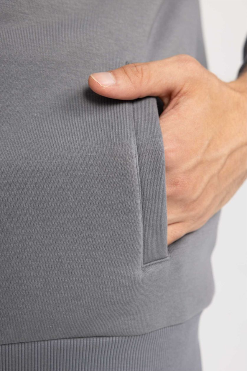 MAN Dark Grey Comfort Regular Fit Casual Basic Zippered Sweatshirt