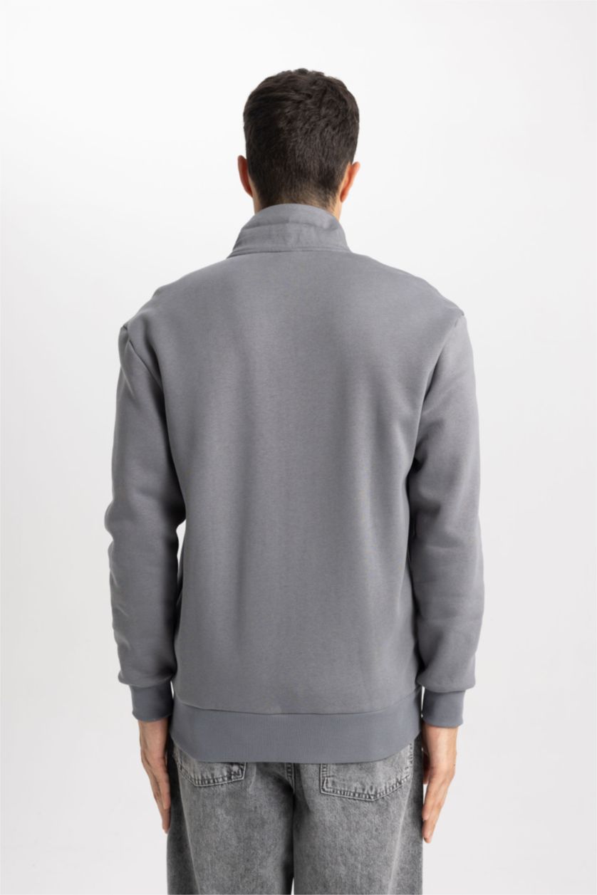 MAN Dark Grey Comfort Regular Fit Casual Basic Zippered Sweatshirt