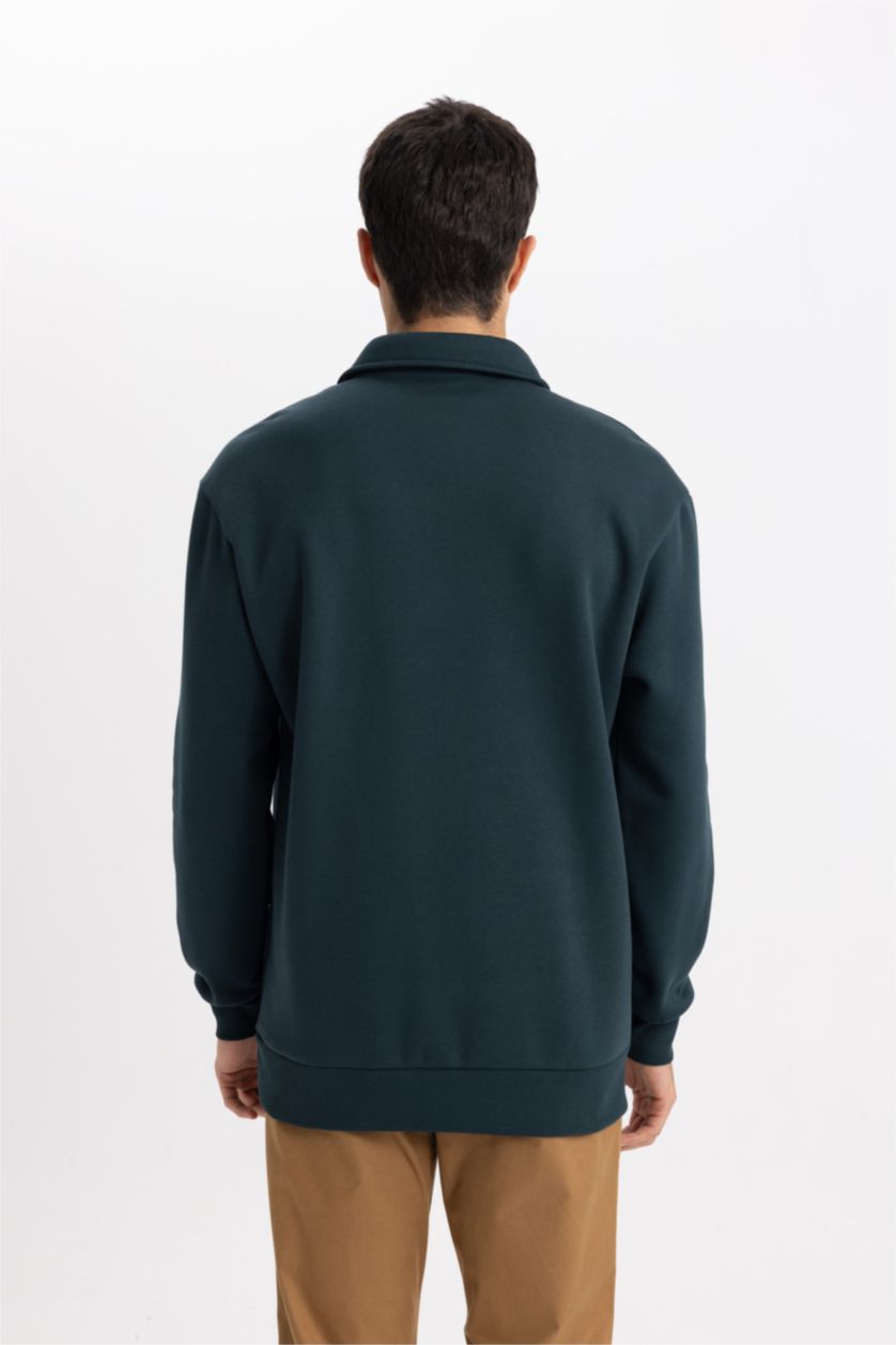 MAN Dark Green Comfort Fit Thick Sweatshirt Fabric Sweatshirt