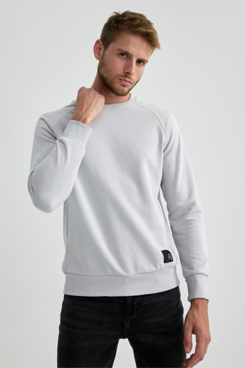 MAN Light Grey Regular Fit Sweatshirt