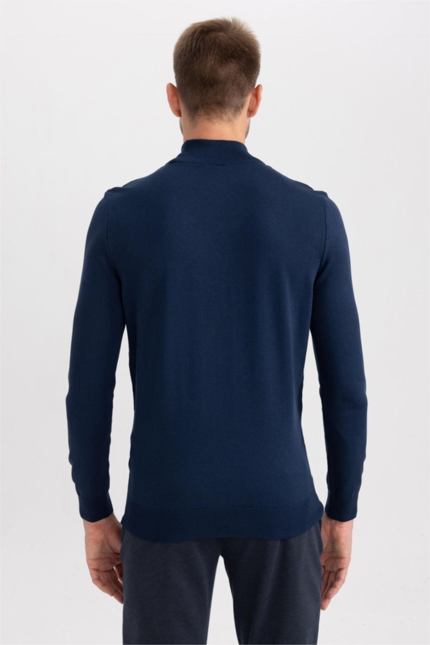 رجالي كحلي بلوفر تريكو بقصة عادية بنصف ياقة مدورة