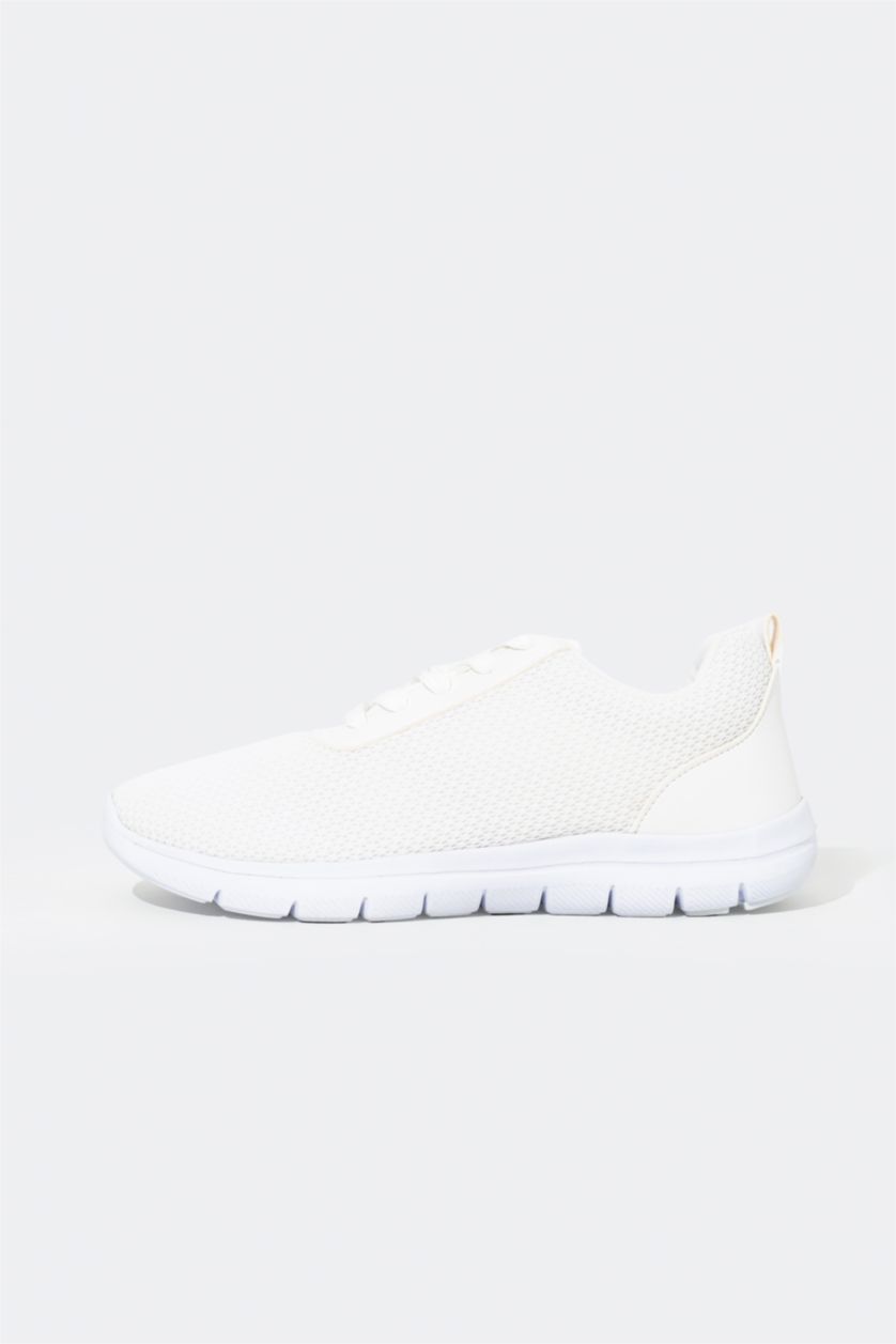 WOMAN White Woman Thick Sole Sport shoes