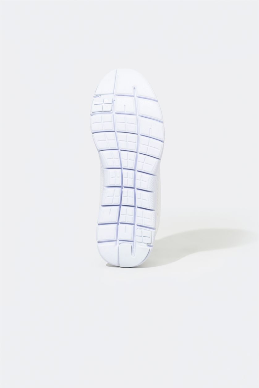 WOMAN White Woman Thick Sole Sport shoes