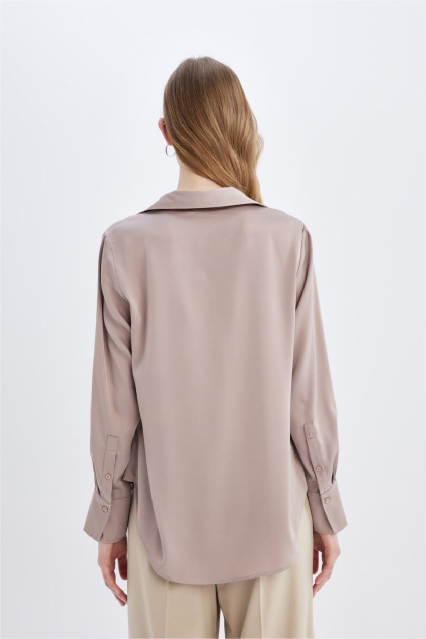 FEMME Bordeaux Chemise Satin coupe régulière à Manches Longues à Col en V