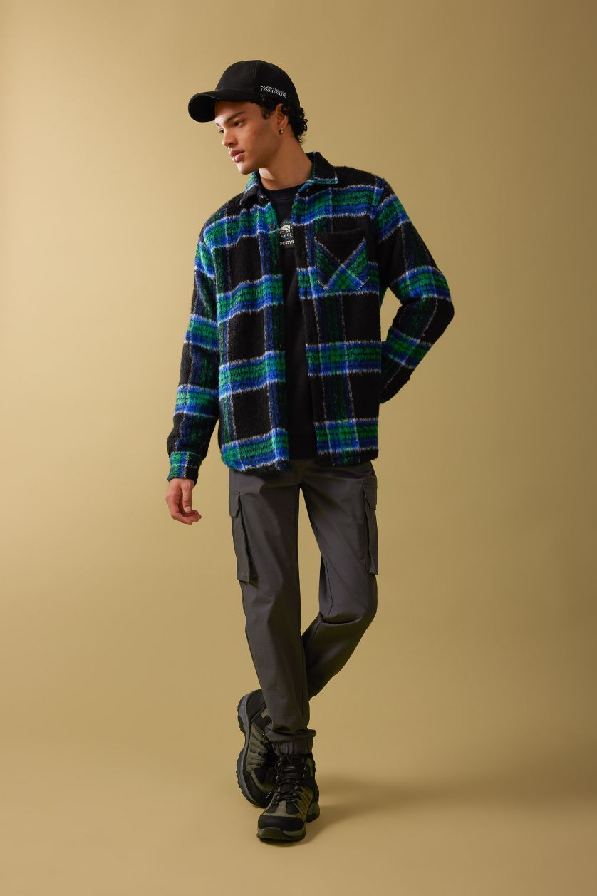 Man Black Regular Fit Polo Collar Overshirt