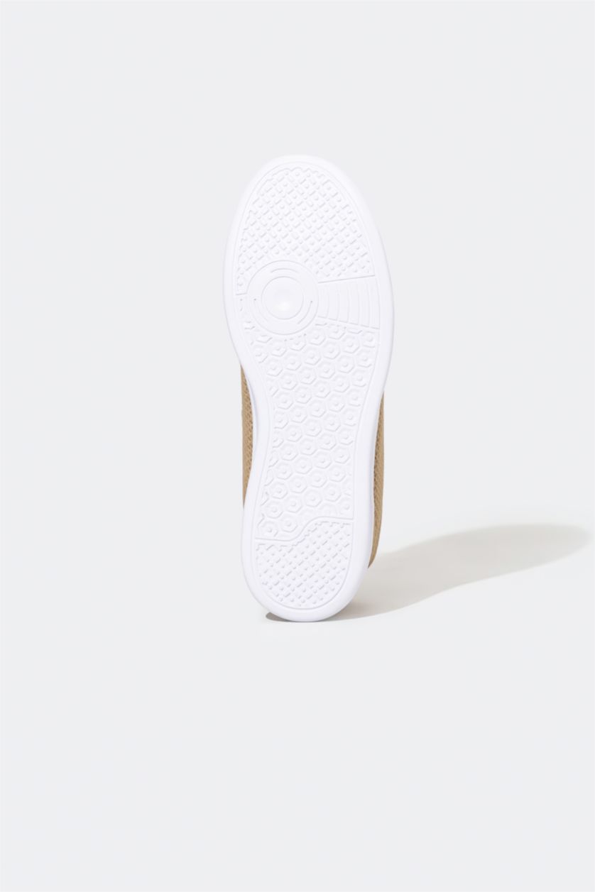 حريمي بيج حذاء رياضي حريمي برباط