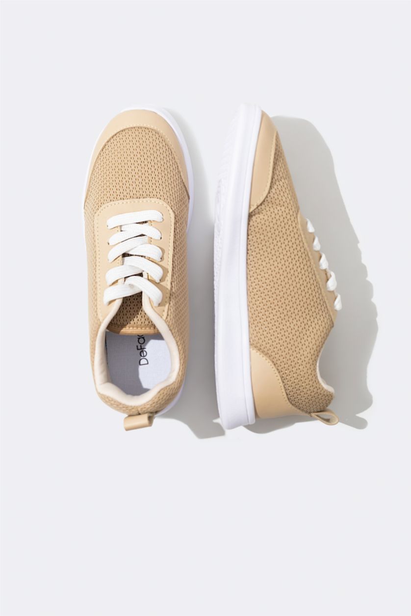 حريمي بيج حذاء رياضي حريمي برباط