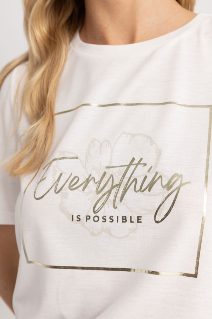 Kadın Ekru Regular Fit Bisiklet Yaka Çiçekli Kısa Kollu Tişört