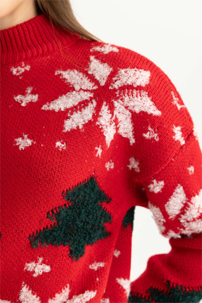 WOMAN Red Christmas Themed Half Turtleneck Pullover