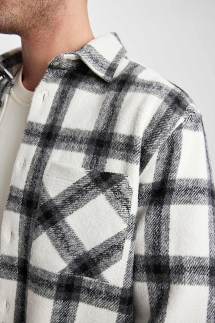 Man White Regular Fit Plaid Lumberjack Pocket Long Sleeve Shirt