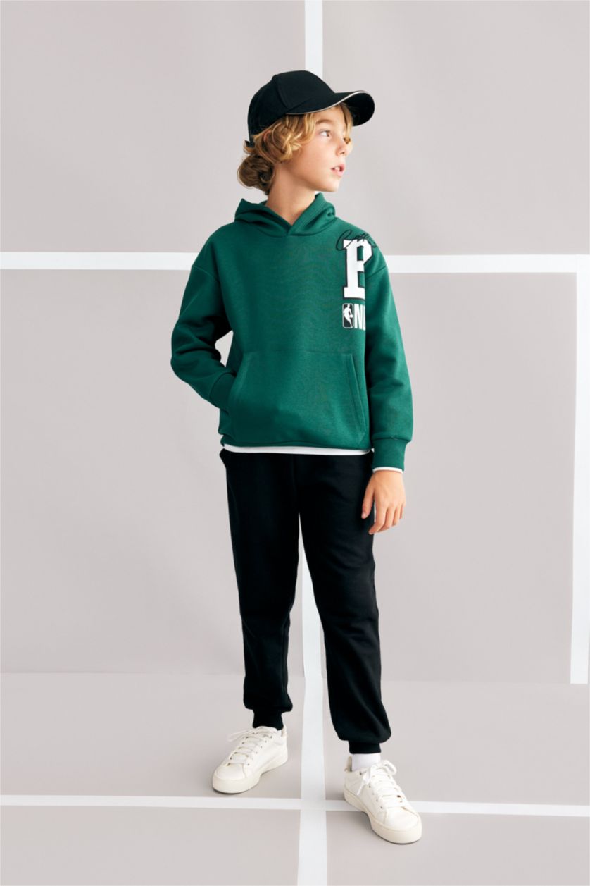 BOYS & TEENS Dark Green Oversize Fit Boston Celtics Licensed Hooded Sweatshirt