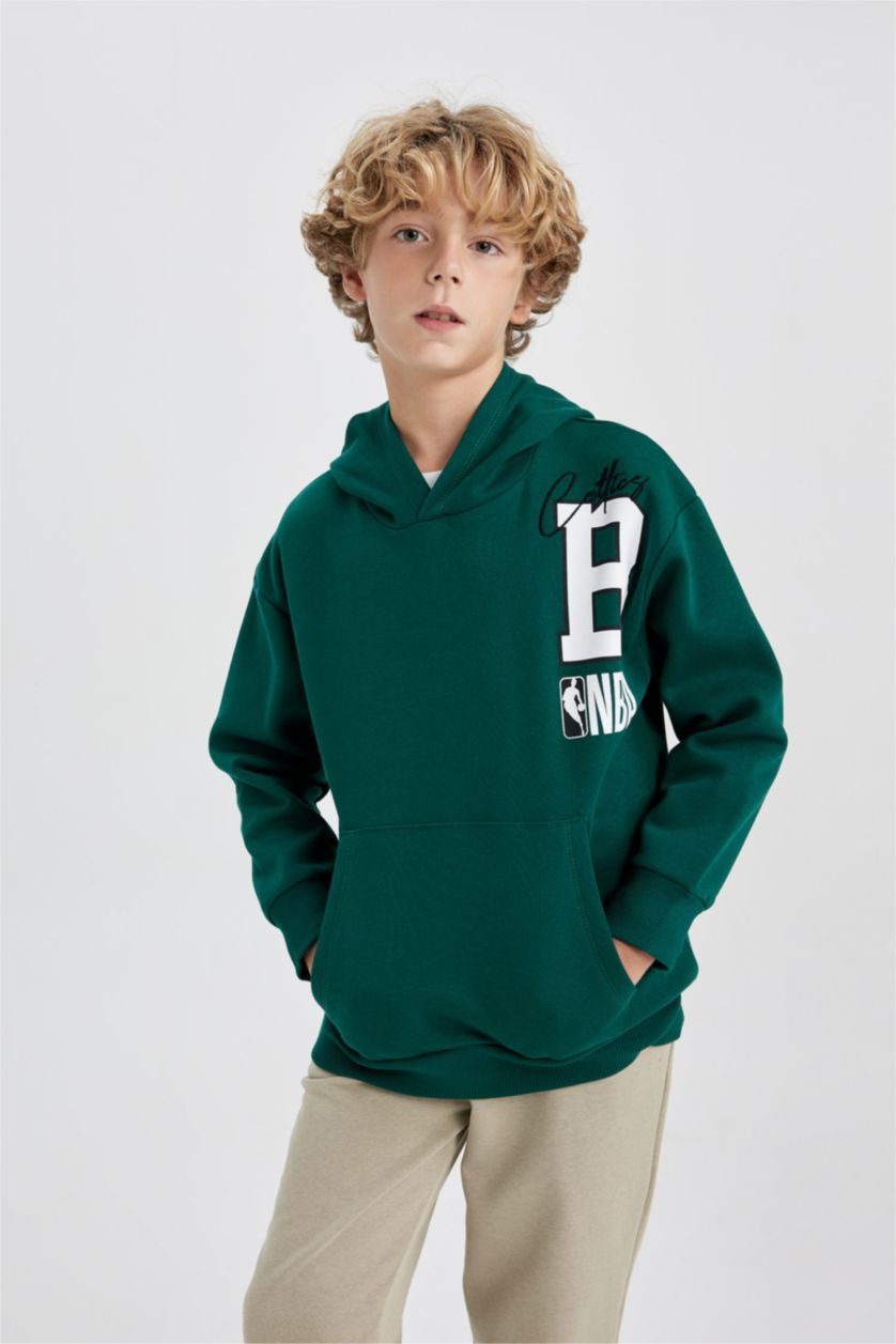 BOYS & TEENS Dark Green Oversize Fit Boston Celtics Licensed Hooded Sweatshirt