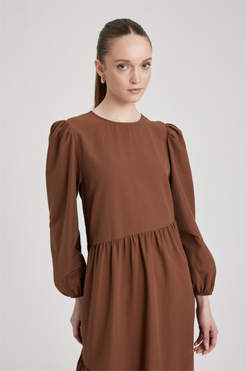 Brown WOMAN Poplin Maxi Dress 2857237 | DeFacto