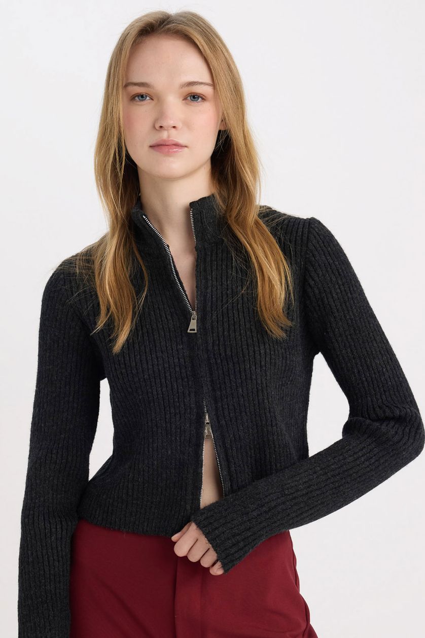 FEMME Anthracite Cardigan en Tricot à col roulé ajusté