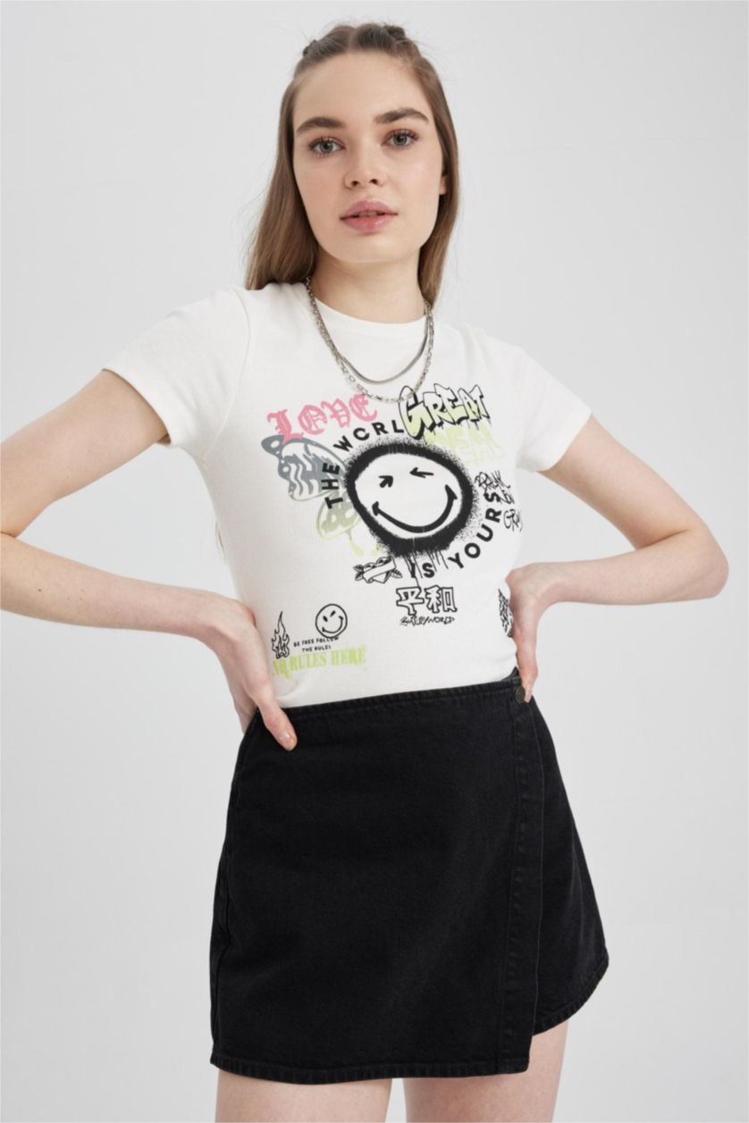 FEMME Écru T-Shirt à manches courtess Coupe Slim imprimé Smileyworld