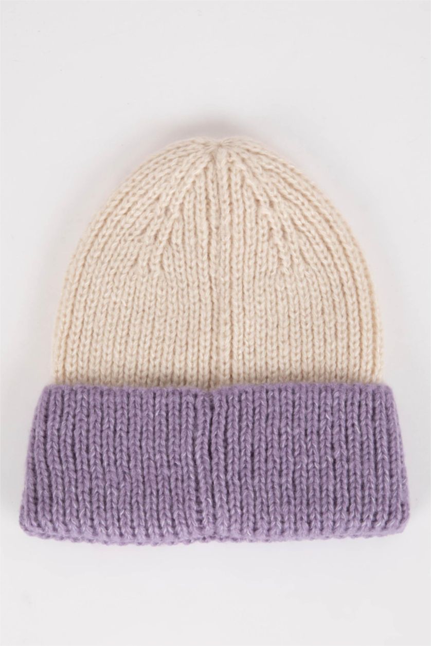 WOMAN Lilac Woman Woven Labeled Knitwear Beanie