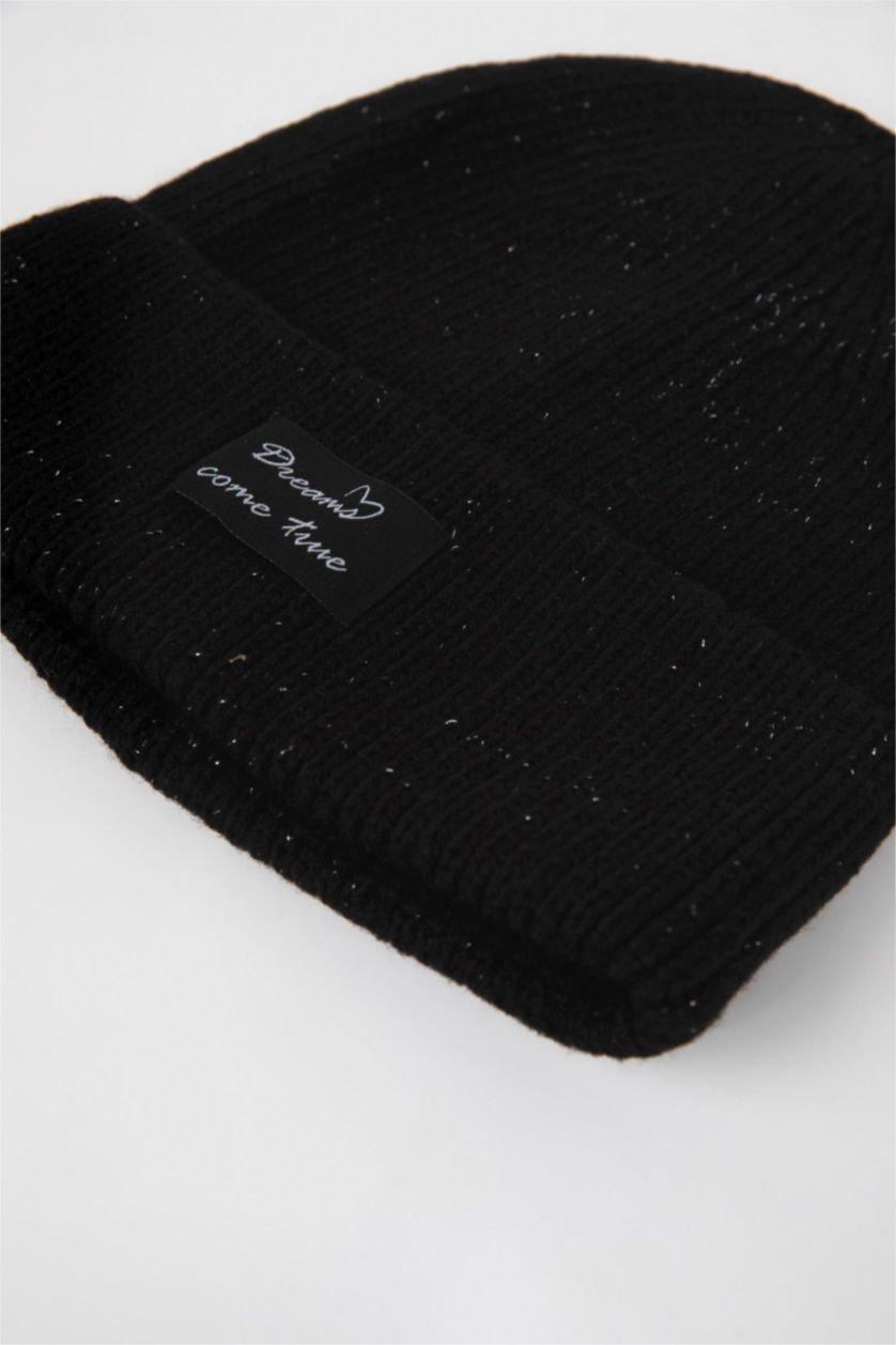 FEMME Noir Bonnet avec étiquette tissée pour Femme