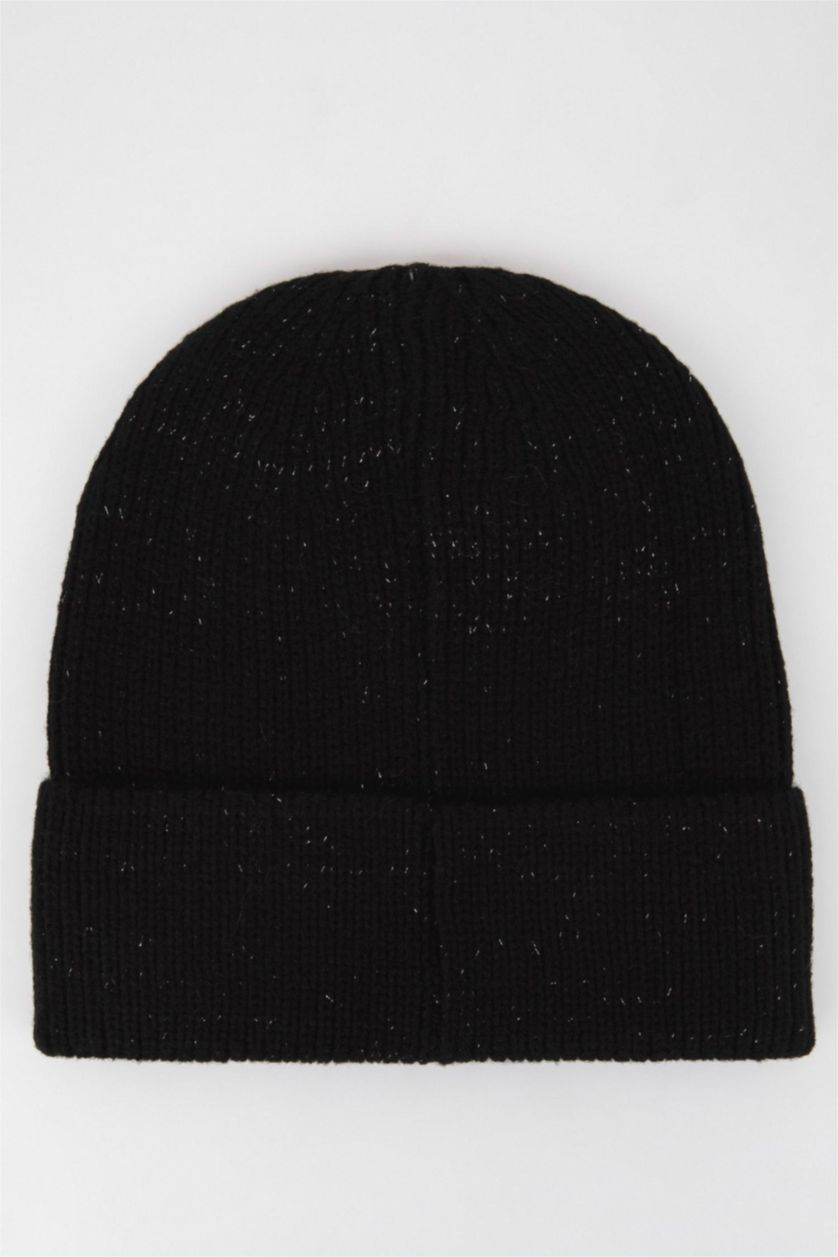 FEMME Noir Bonnet avec étiquette tissée pour Femme